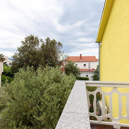 Apartment Drago *Cosy & Close To The Beach! Krk Town Exterior foto