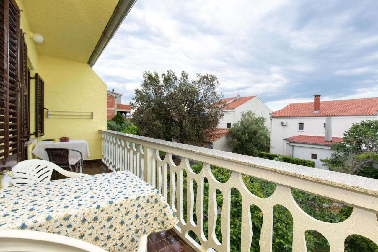 Apartment Drago *Cosy & Close To The Beach! Krk Town Exterior foto